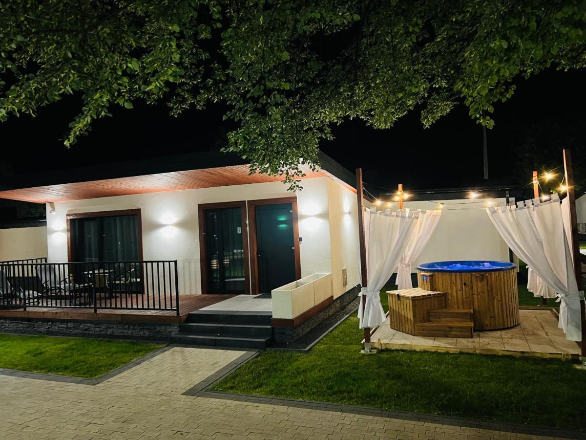 Wrzos Resort & Wellness **** Domki Caloroczne Wegierska Gorka Extérieur photo