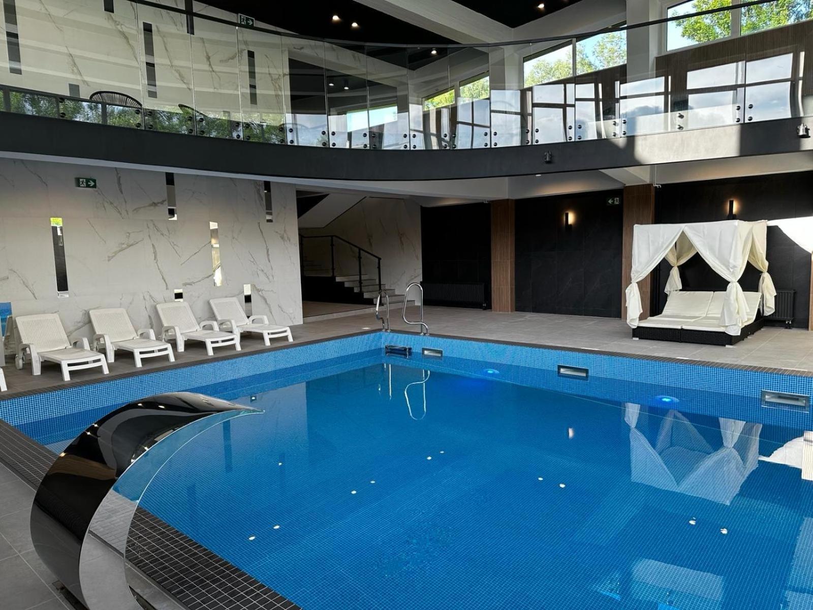 Wrzos Resort & Wellness **** Domki Caloroczne Wegierska Gorka Extérieur photo